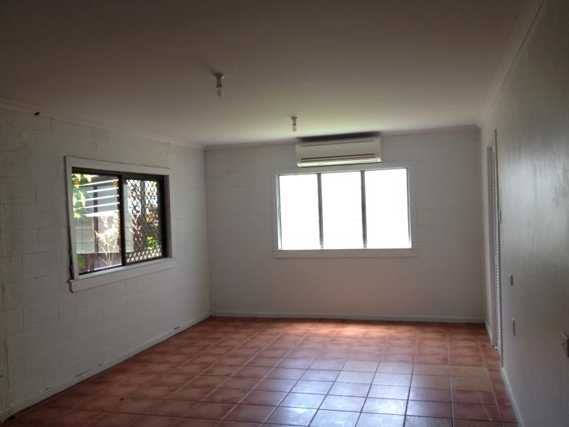 2/66 Denham Street, Rockhampton City QLD 4700